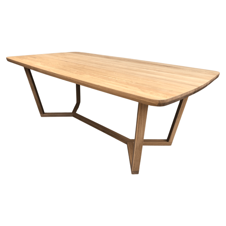 Stół z drewniana podstawą